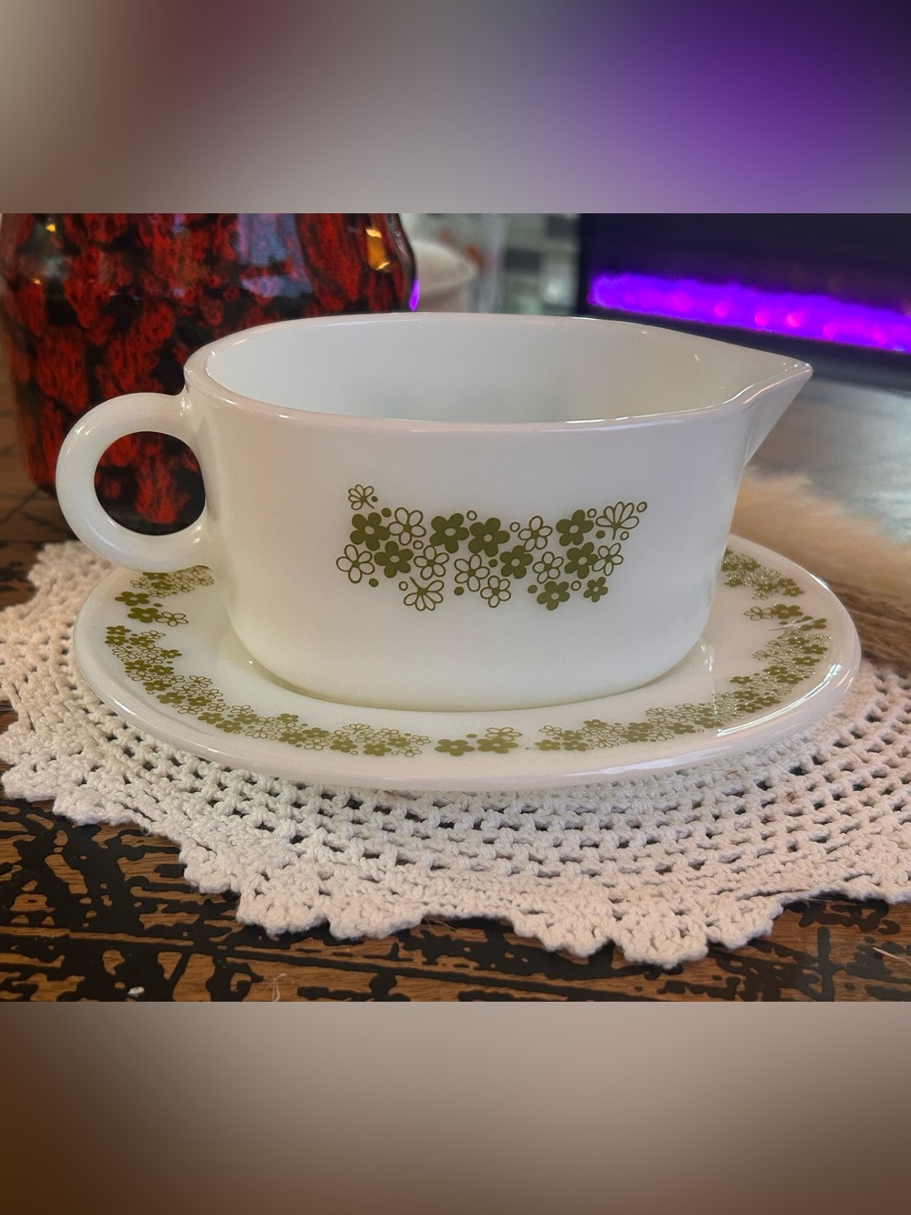 Vintage Pyrex Spring Blossom Green Gravy Boat & Underplate | Crazy Daisy Pyrex |